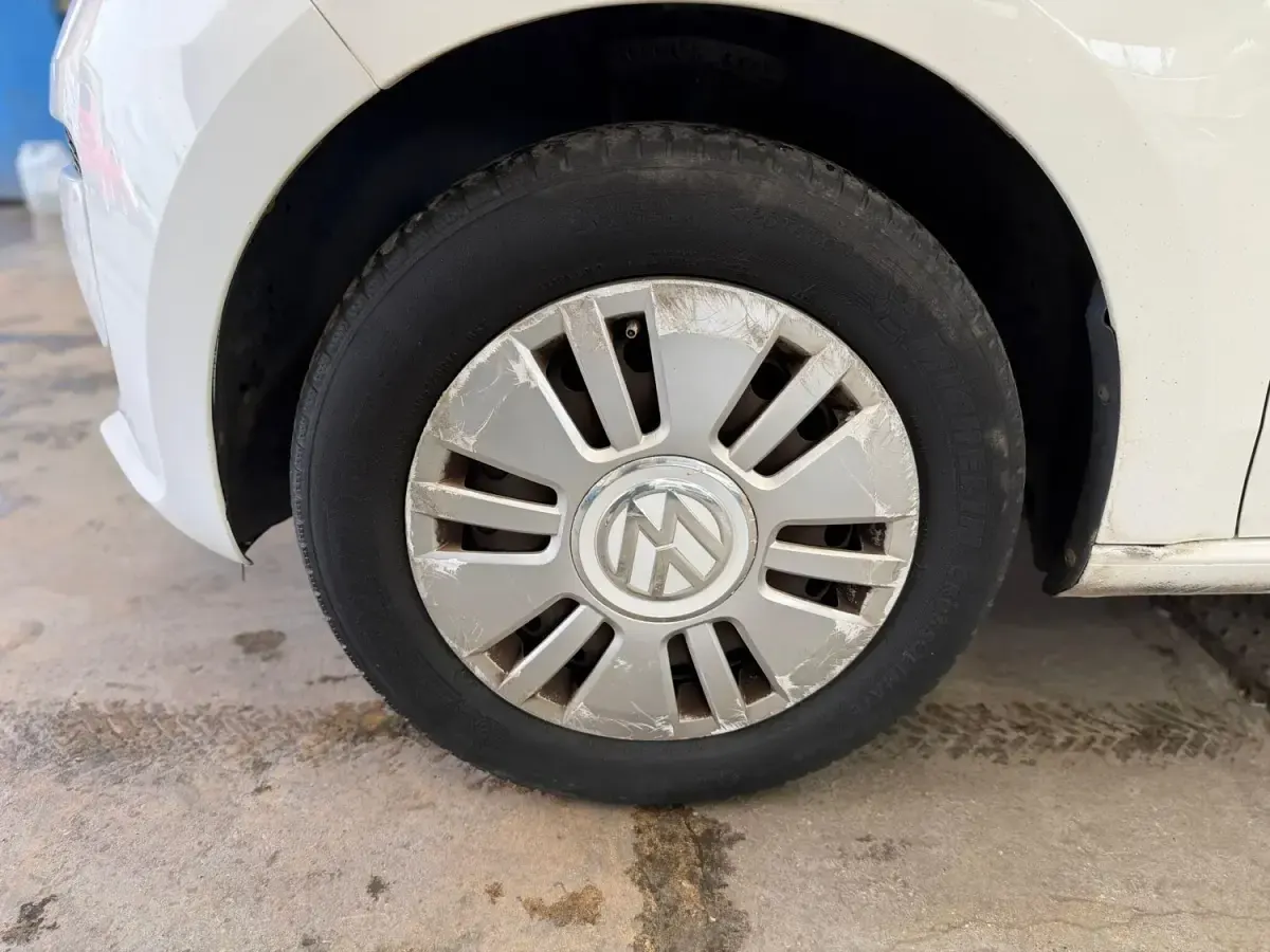 Używany VW up! move up! 2012 Biały Hatchback