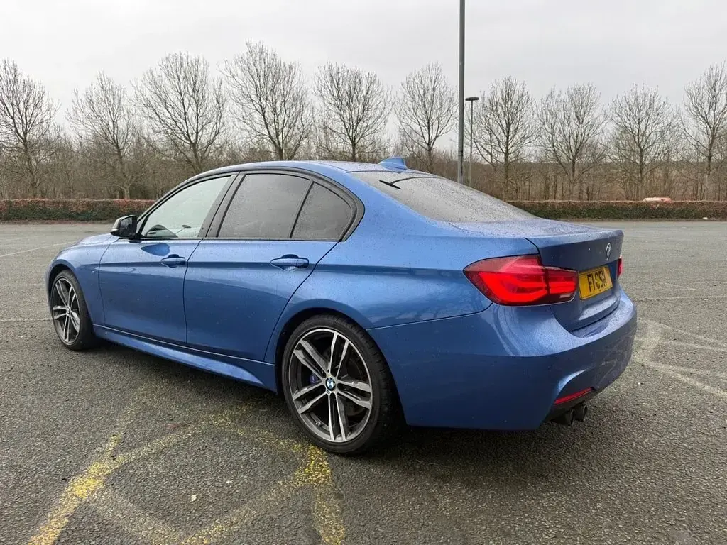 Used BMW 320 M Sport 190 HP (139 kW) 2018 Blue Sedan
