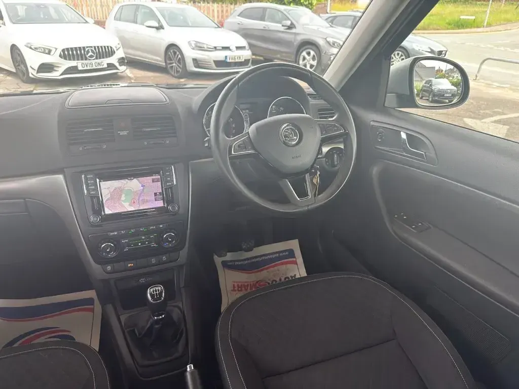 Used Skoda Yeti SE Drive 110 HP (80 kW) 2017 Grey SUV