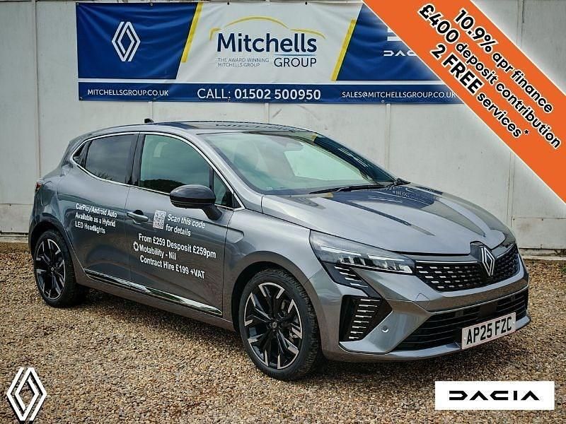 Shadow grey Used 2025 Renault Clio V Techno Hatchback | £16,995 (Fair price) - Image 1/4