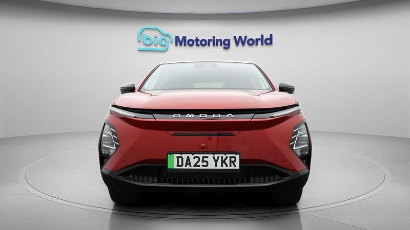 Used Omoda E5 150 kW (204 HP) 2025 Red SUV