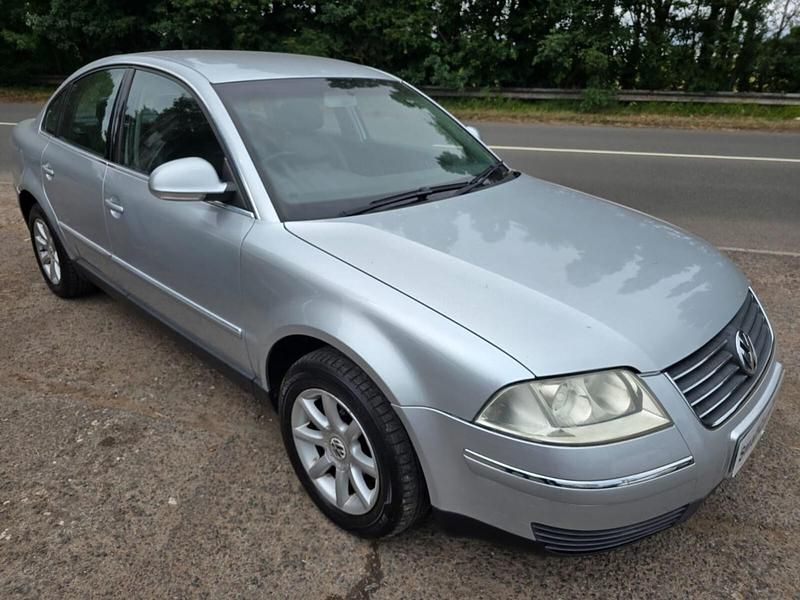 Used VW Passat Highline 130 HP (95 kW) 2003 Silver Sedan