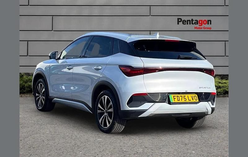 Used BYD Atto 3 Design 150 kW (204 HP) 2025 White SUV