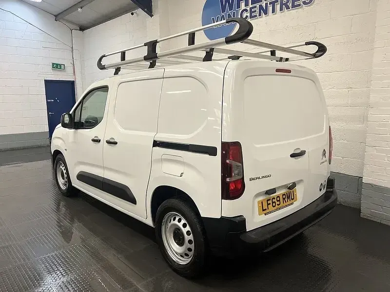 Used Citroën e-Berlingo 75 HP (55 kW) 2019 White Van
