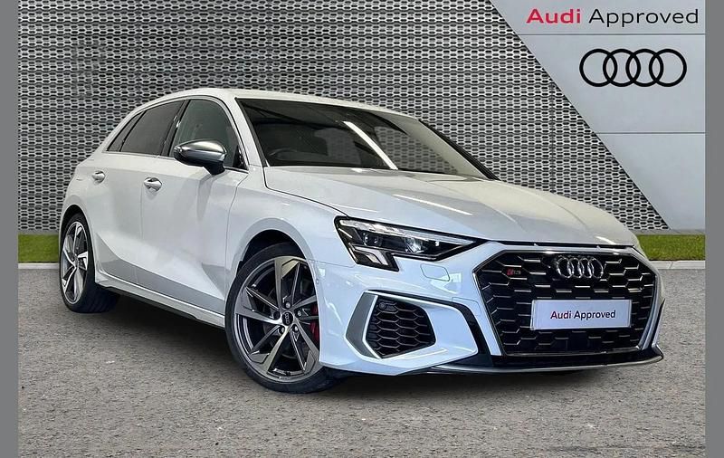 Used Audi S3 Sportback Comfort 310 HP (228 kW) 2023 White Hatchback
