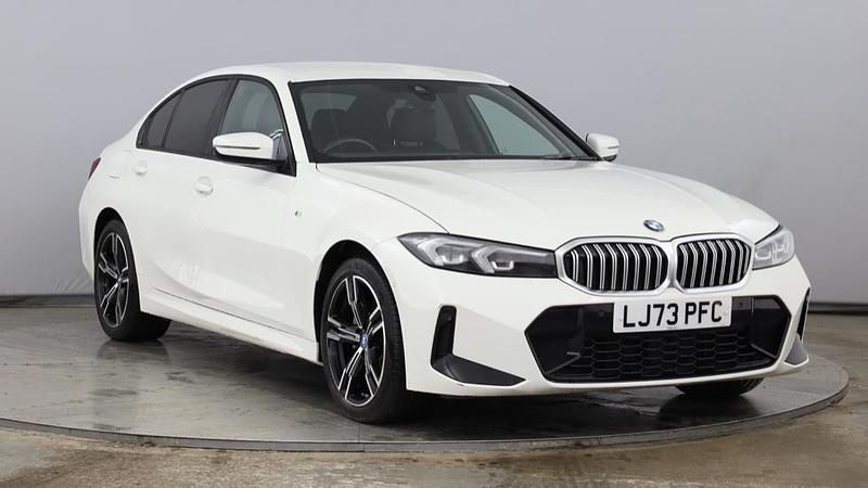 White Used 2023 BMW 330e M Sport | £27,850 (Super price) - Image 1/4
