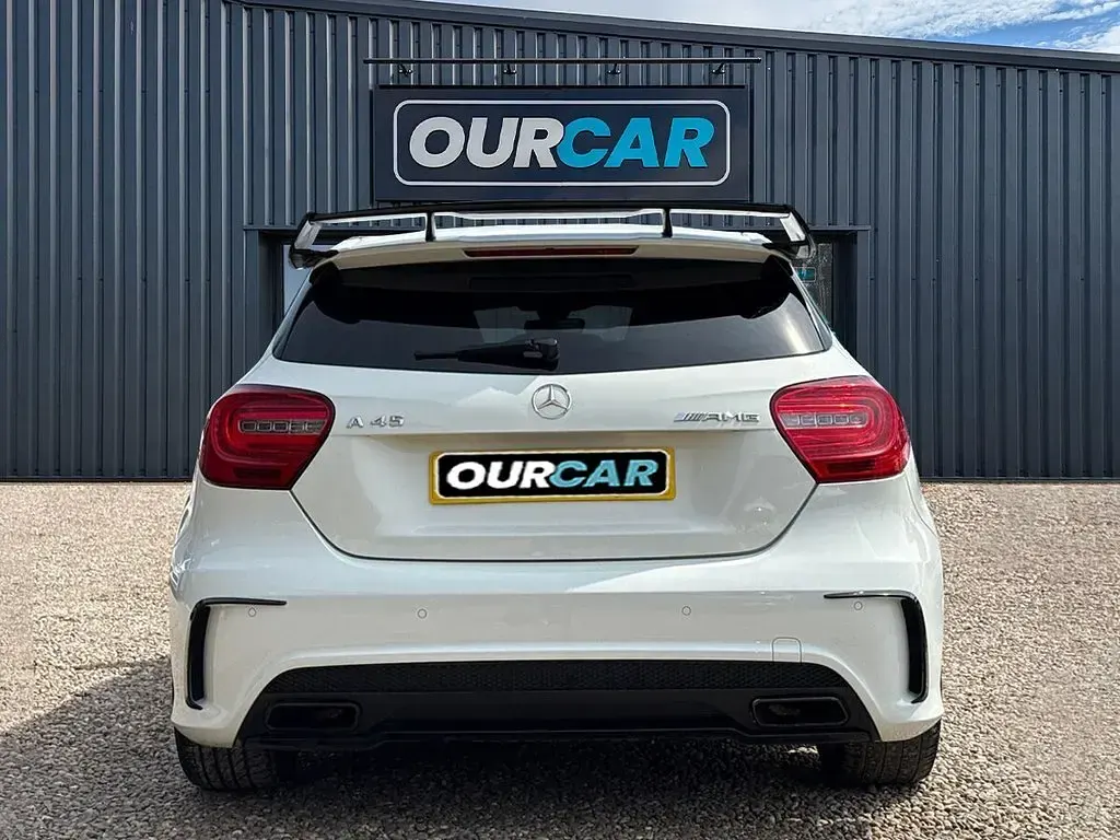 Used Mercedes A45 AMG AMG 360 HP (264 kW) 2014 White Hatchback