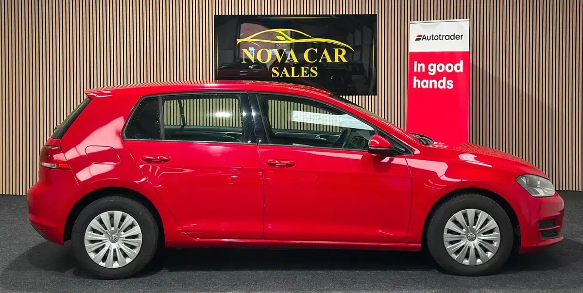 Used VW Golf VII S 105 HP (77 kW) 2014 Red Hatchback