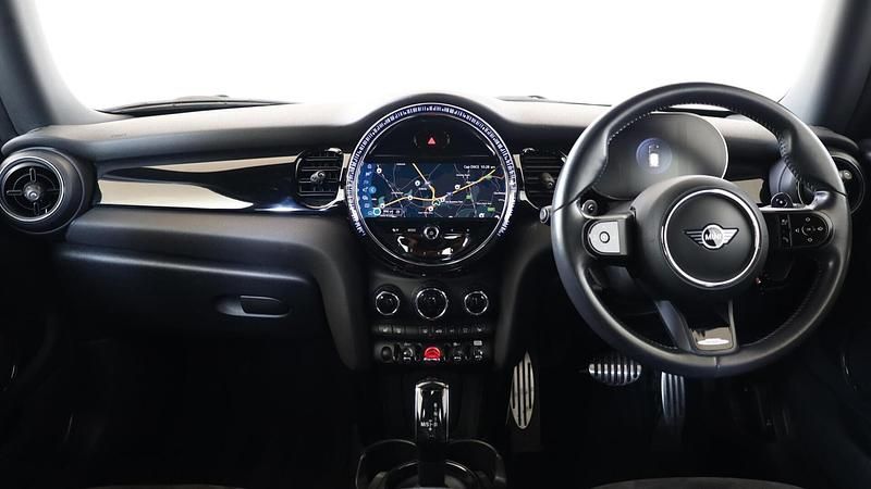 Usado Mini Cooper S Sport 192 HP (141 kW) 2021 Vermelho Citadino
