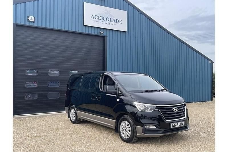 Black Used 2018 Hyundai I800 SE MPV | £13,990 (Fair price) - Image 1/1