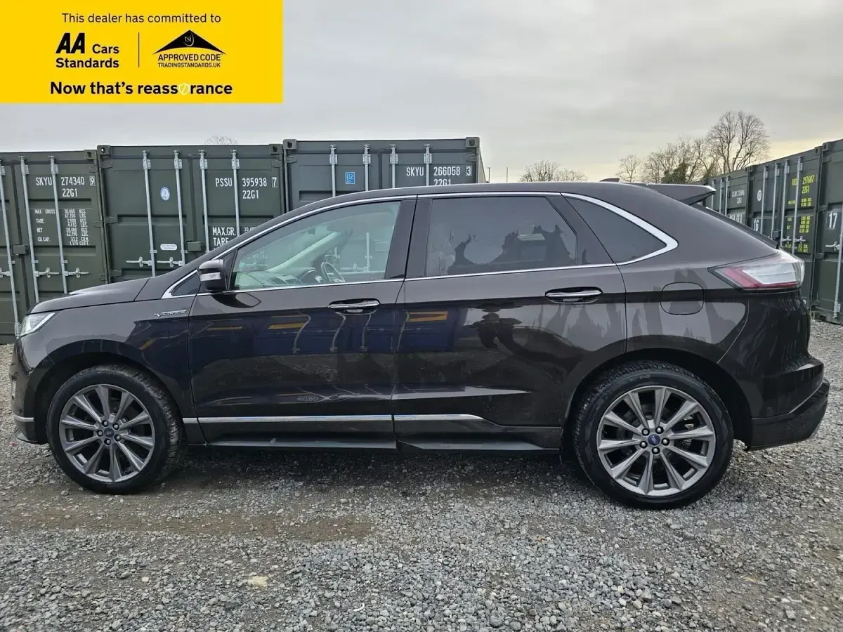 Used Ford Edge Vignale 210 HP (154 kW) 2017 Brown SUV