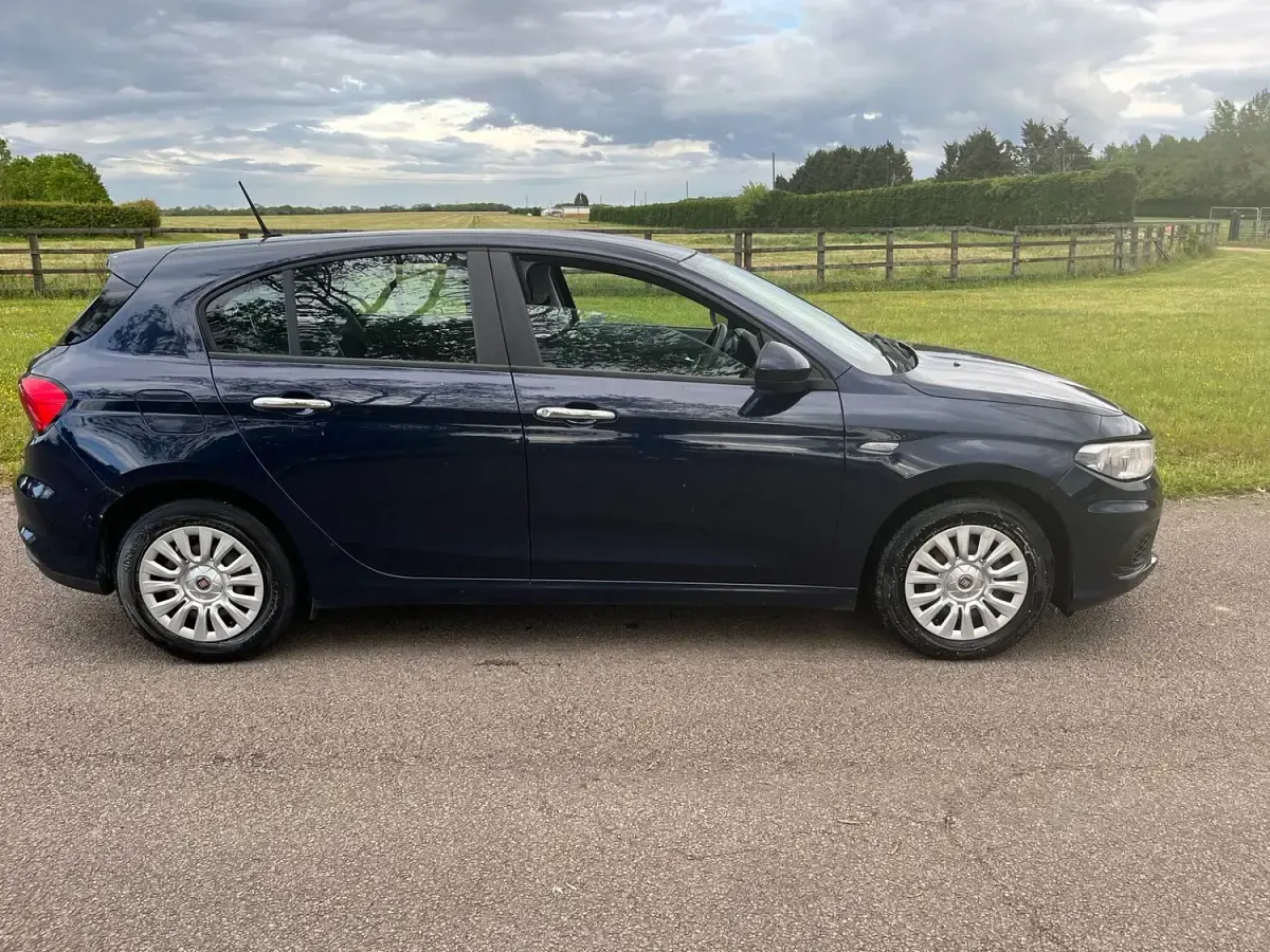 Used Fiat Tipo Easy 2017 Blue Hatchback