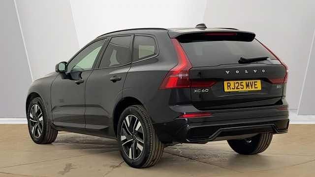 Usado Volvo XC60 Plus 247 HP (181 kW) 2025 Preto SUV