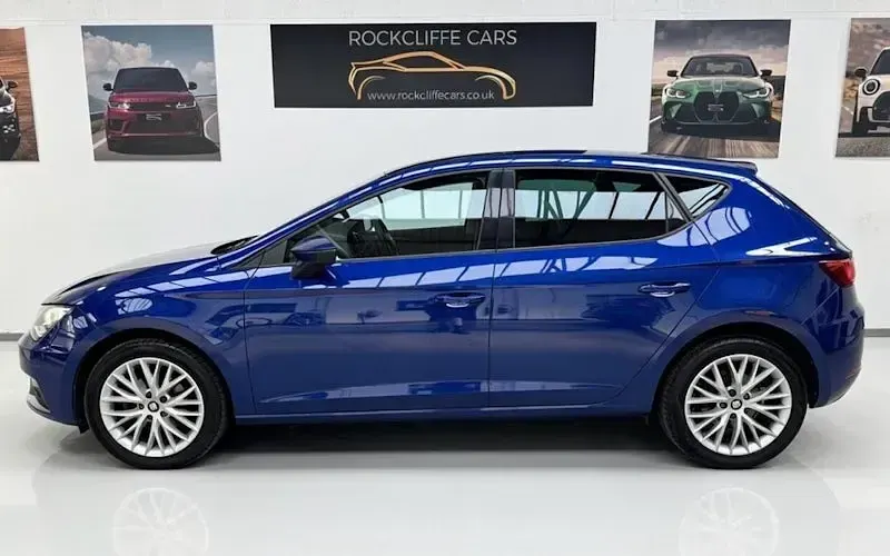 Used Seat Leon SE Dynamic 116 HP (85 kW) 2020 Hatchback