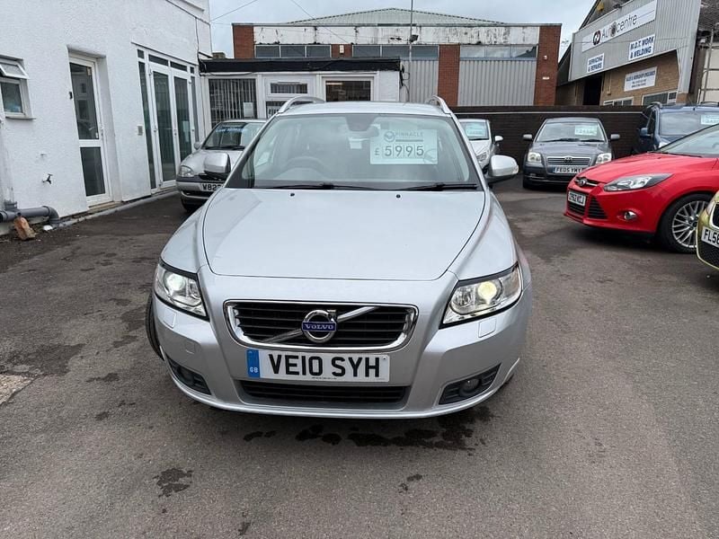 Used Volvo V50 SE Lux 2010 Silver Estate