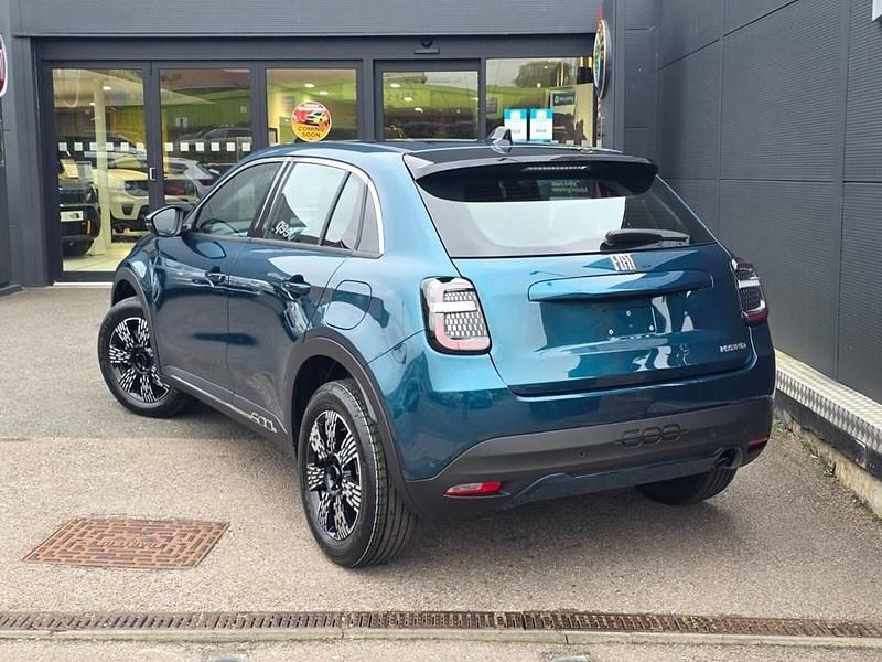 New Fiat 600 99 HP (72 kW) 2025 Ocean green Hatchback