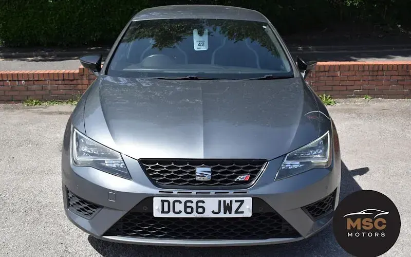 Used Seat Leon CUPRA 290 HP (213 kW) 2016 Grey Hatchback