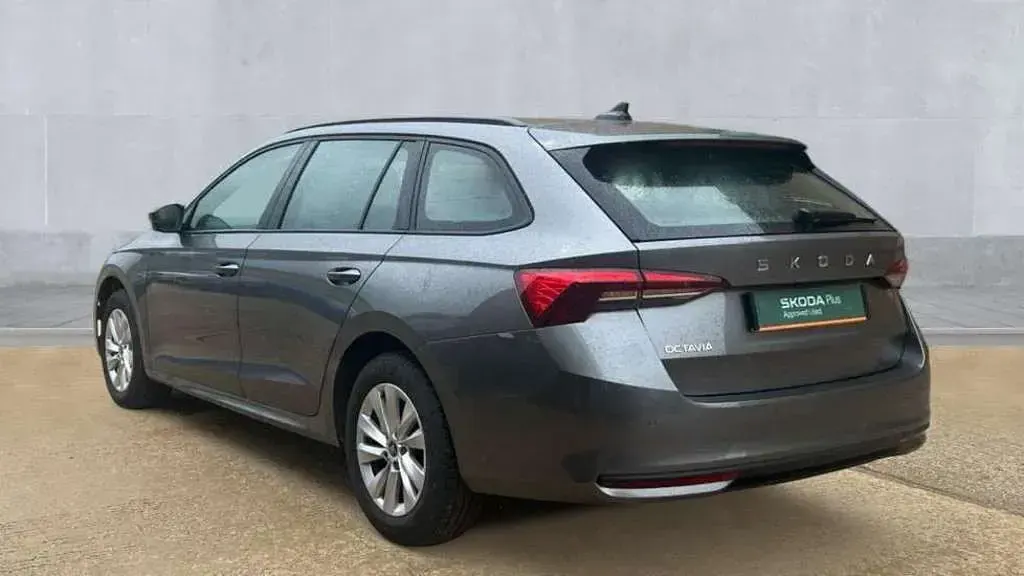 Used Skoda Octavia SE Technology 150 HP (110 kW) 2025 Mat Estate
