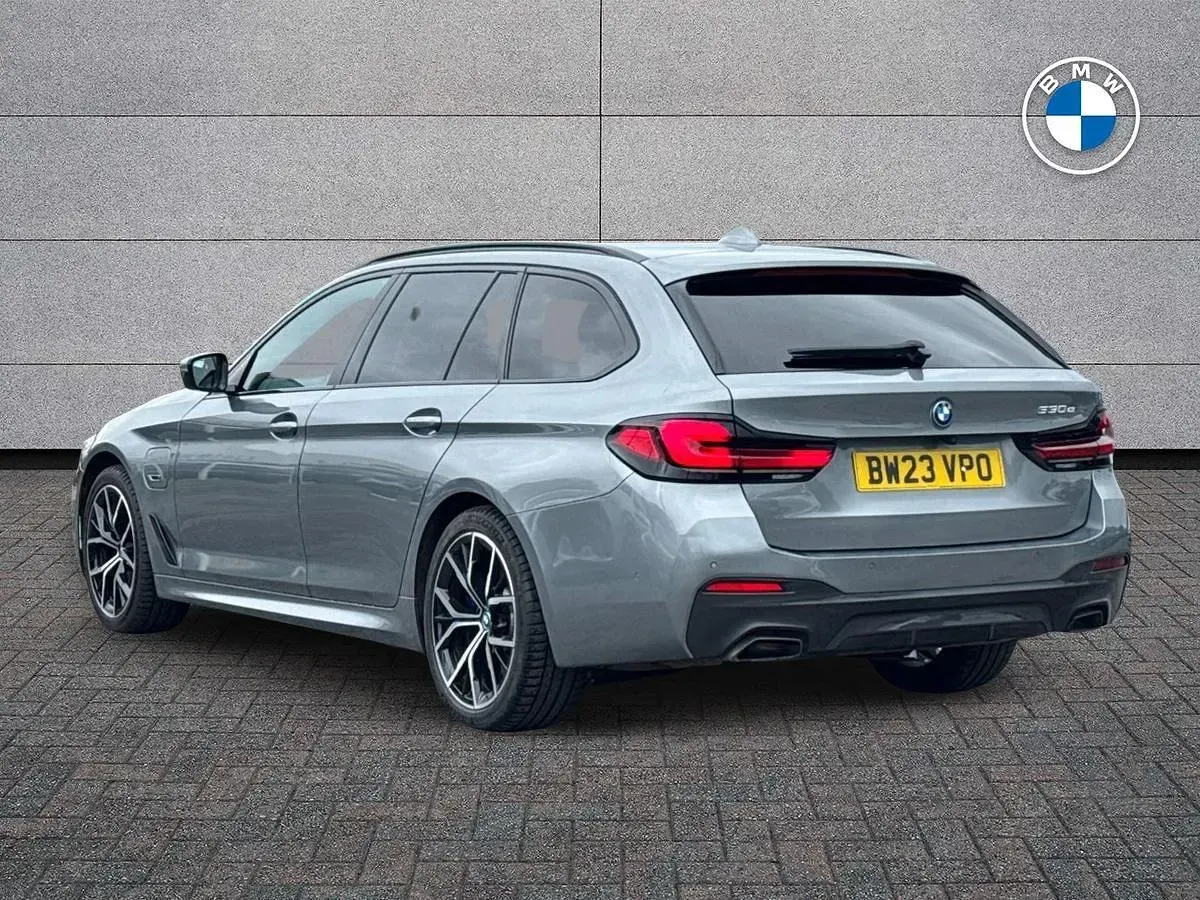 Used BMW 530e M Sport 288 HP (211 kW) 2023 Grey Estate