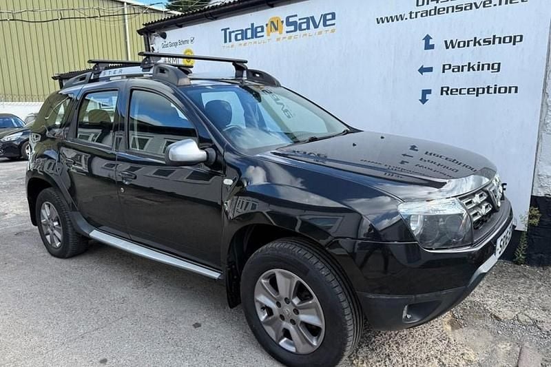 Black Used 2016 Dacia Duster Lauréate SUV | £4,995 (Fair price) - Image 1/1