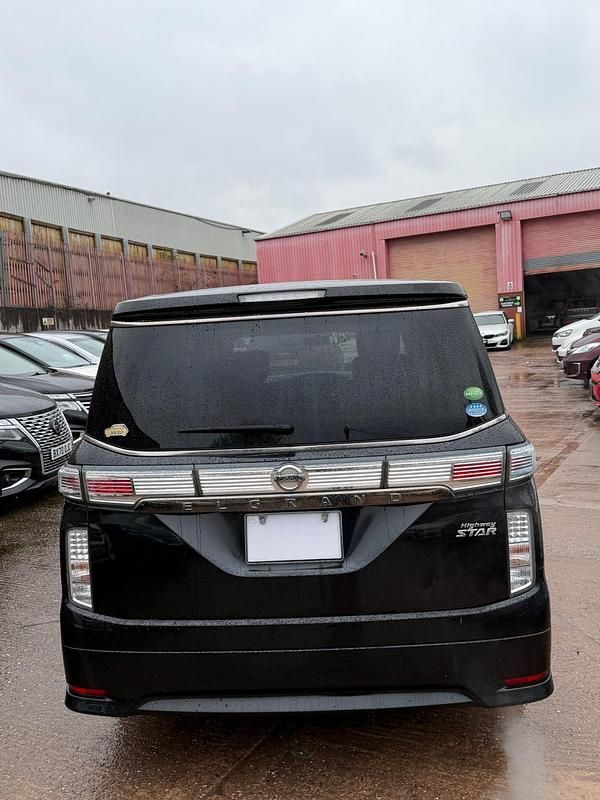 Used Nissan Elgrand 2014 Black MPV