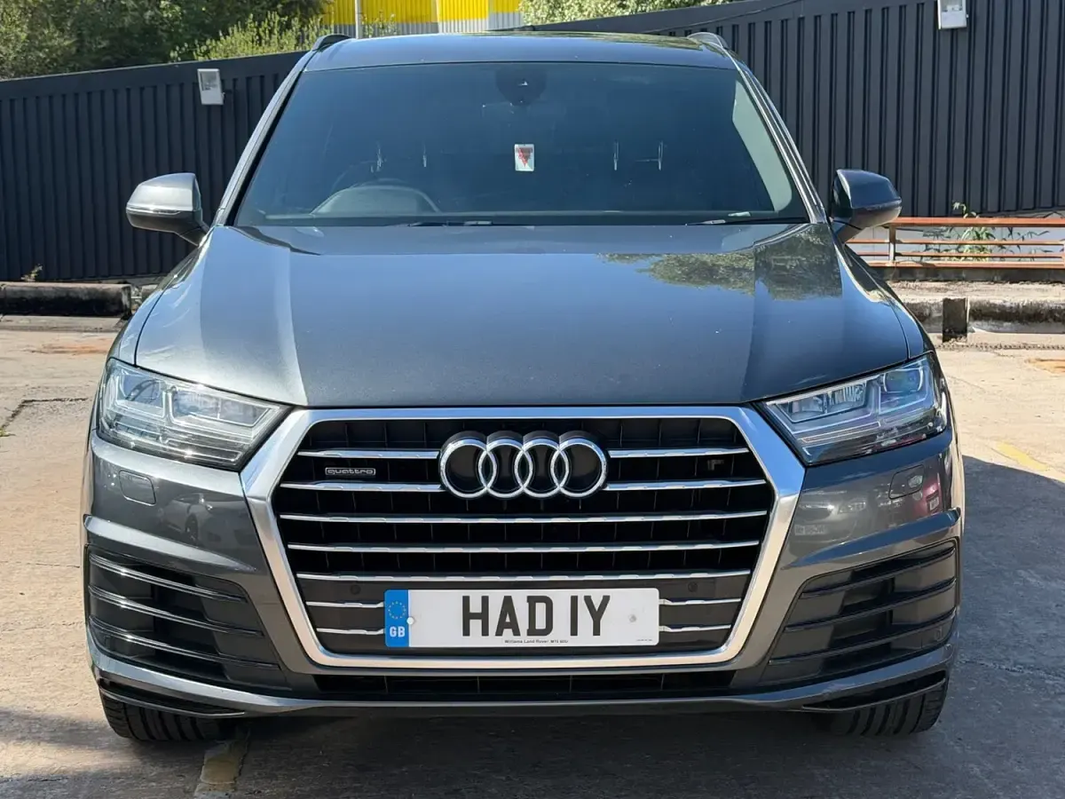 Used Audi Q7 S-Line 268 HP (197 kW) 2017 Grey SUV
