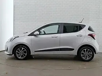 Used Hyundai i10 Premium 87 HP (63 kW) 2019 Silver Hatchback