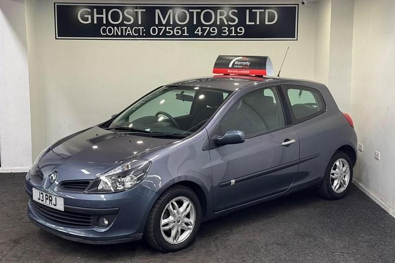 Blue Used 2007 Renault Clio II Dynamique Hatchback | £2,495 (Good price) - Image 1/1