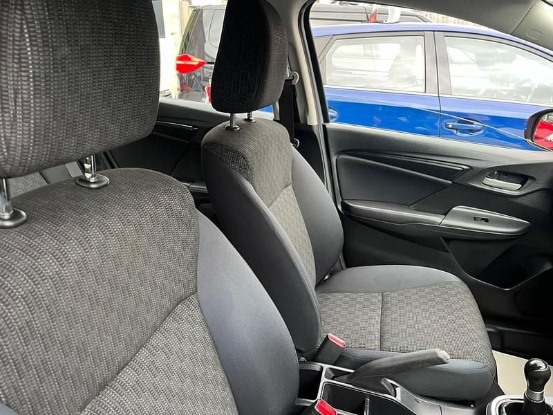 Begagnad Honda Jazz S 102 HK (75 kW) 2017 Blå Halvkombi