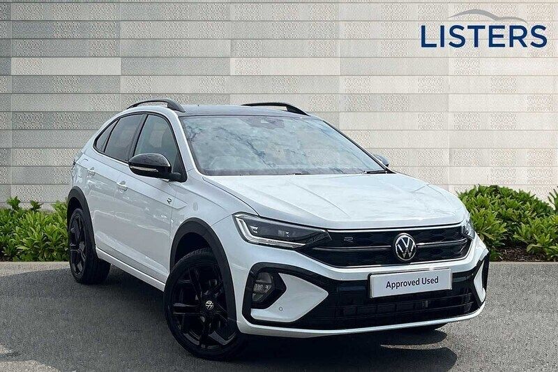 Pure white Used 2025 VW Taigo Black Edition SUV | £26,990 (Expensive) - Image 1/4