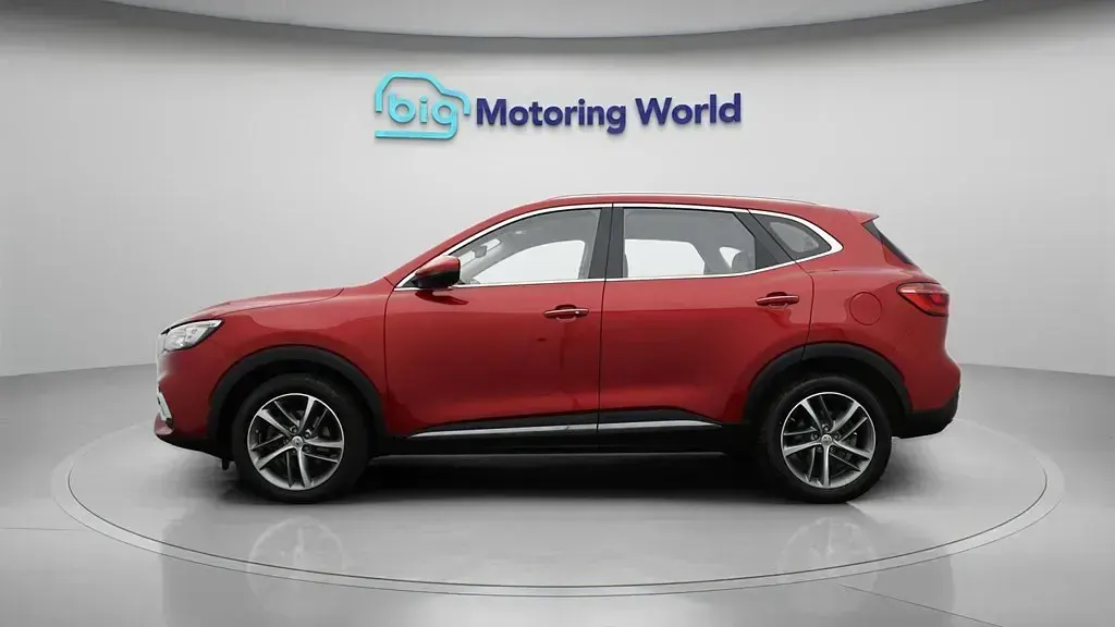 Usado MG HS 2023 Vermelho SUV