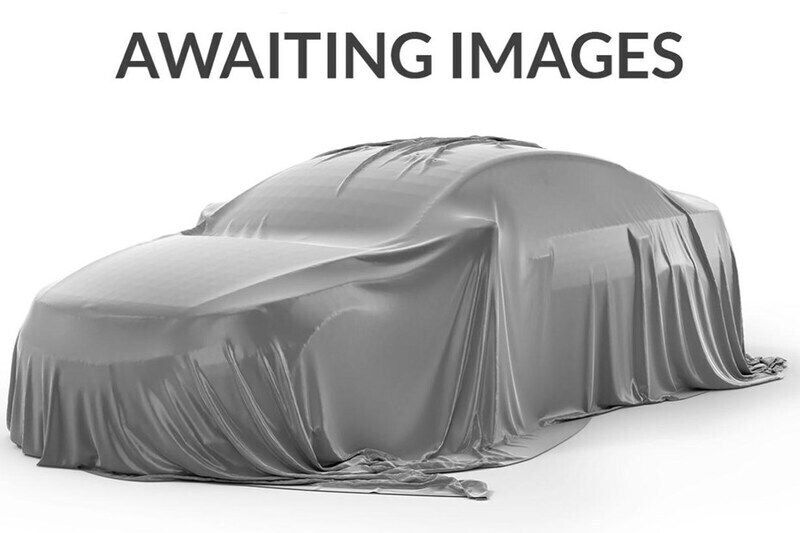 White Used 2015 Ford Fiesta Zetec Hatchback | £5,495 (Fair price) - Image 1/1