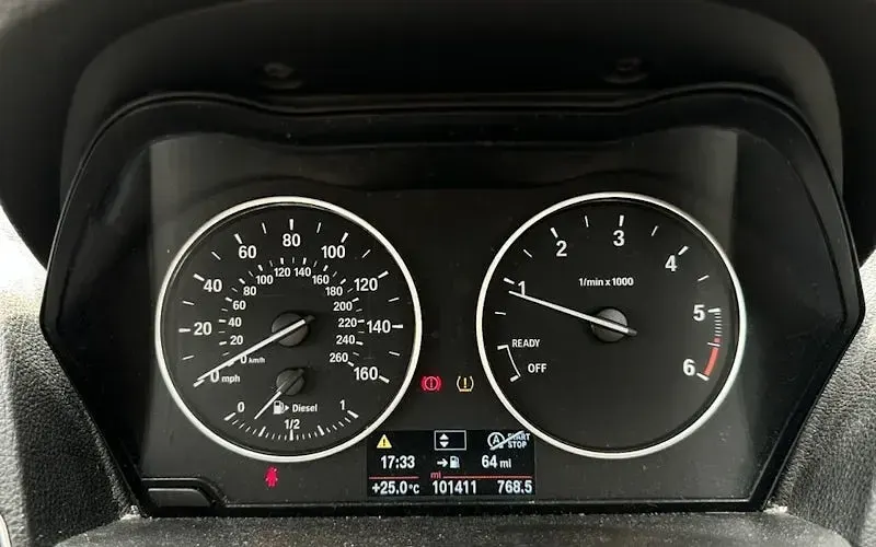 Used BMW 116 Comfort Edition 116 HP (85 kW) 2014 White Hatchback