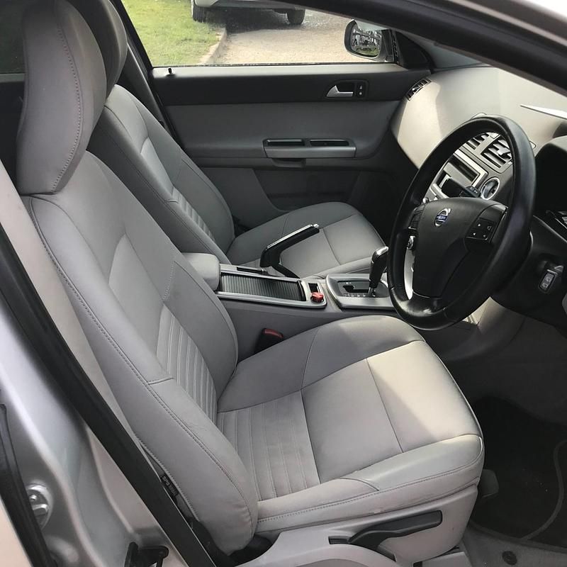 Begagnad Ford Ka Zetec 69 HK (50 kW) 2009 Svart Halvkombi