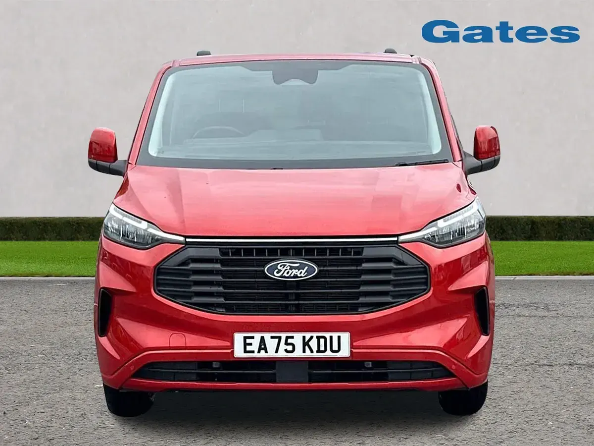 Used Ford Transit Custom Limited 136 HP (100 kW) 2025 Red Van