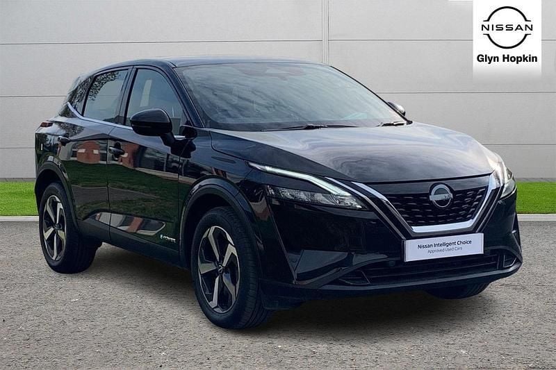 Black Used 2024 Nissan Qashqai Acenta Premium SUV | £22,083 (Super price) - Image 1/4