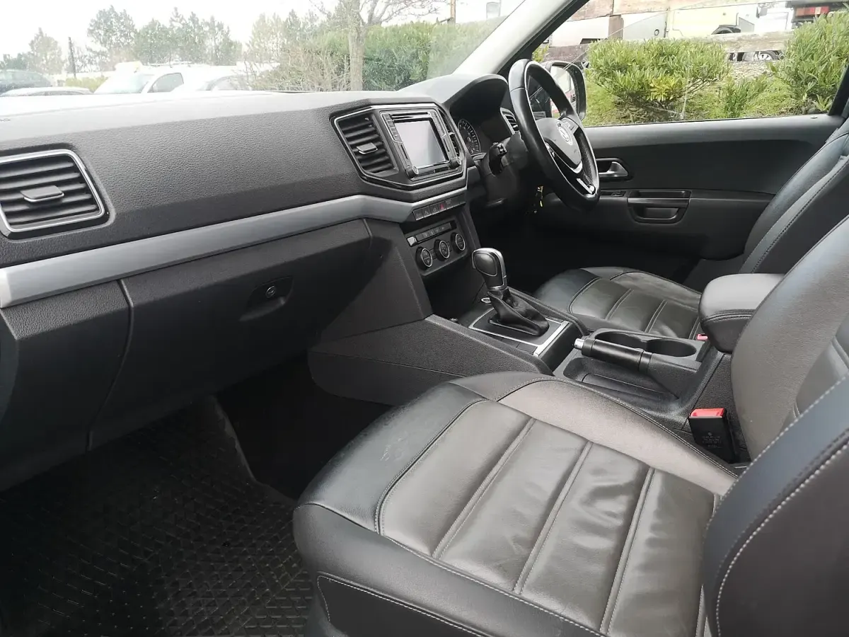 Used VW Amarok Highline 2017 Black Pickup