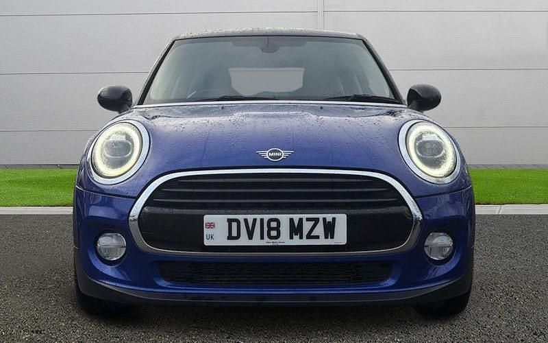 Used Mini Cooper Hatch 136 HP (100 kW) 2018 Blue Hatchback
