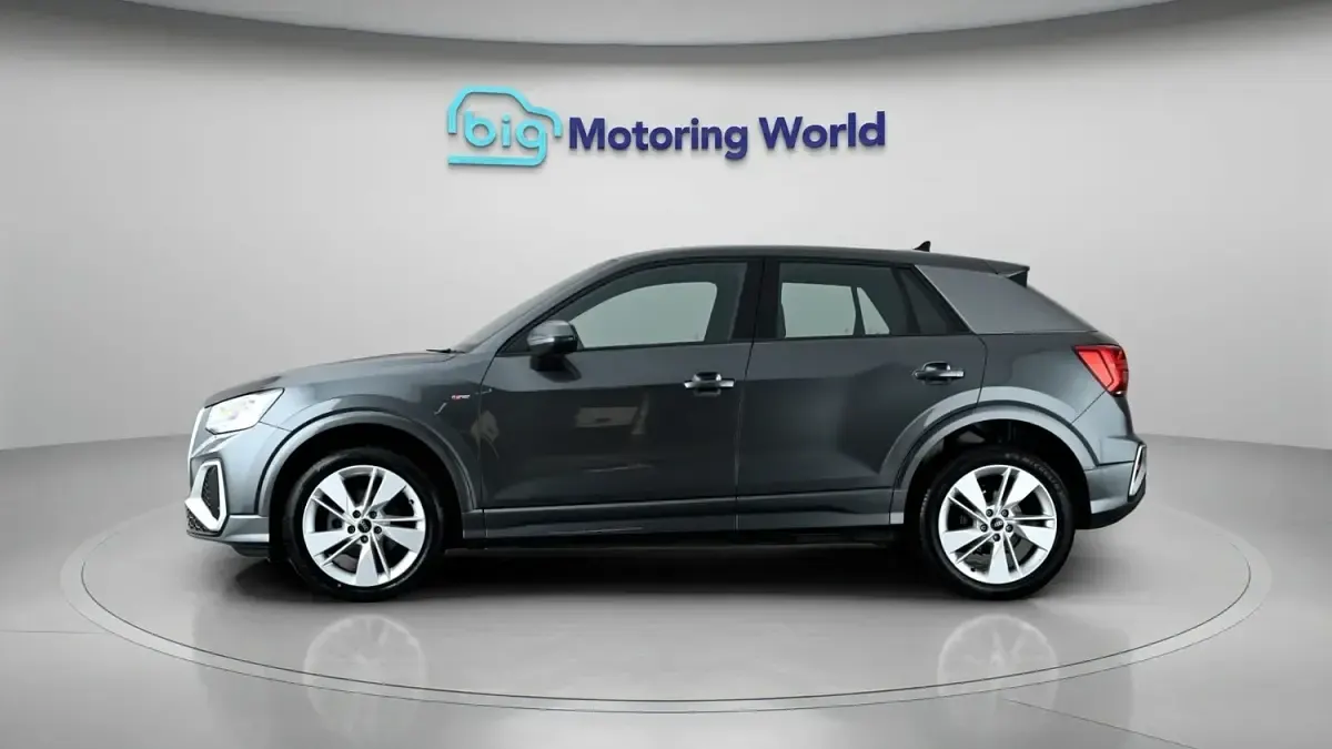 Used Audi Q2 S-Line 150 HP (110 kW) 2023 Grey SUV