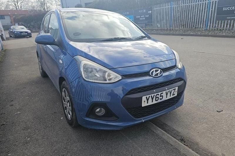 Used Hyundai i10 SE 66 HP (48 kW) 2016 Blue Hatchback
