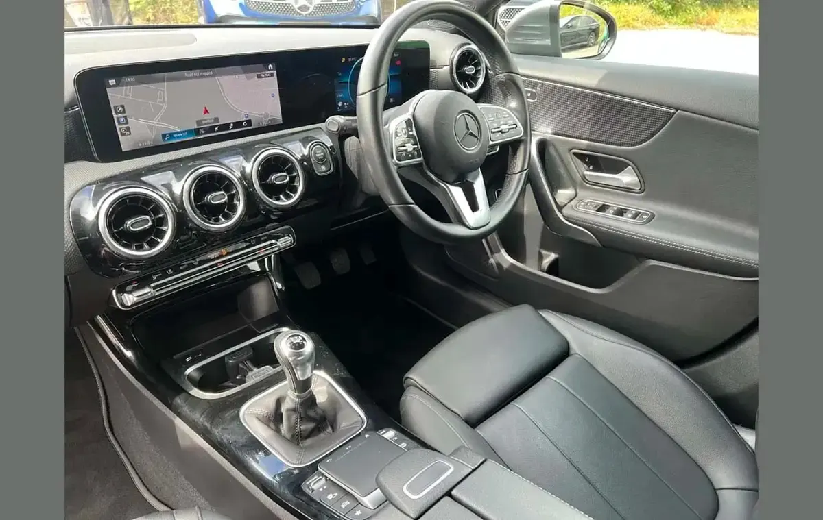 Used Mercedes A180 Executive 113 HP (83 kW) 2021 Grey Sedan