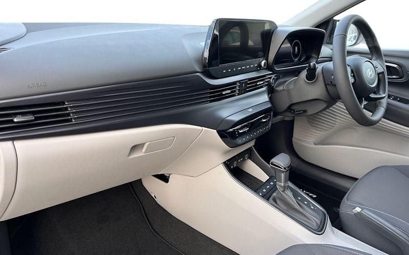 New Hyundai Bayon Blackline 90 HP (66 kW) 2025 SUV