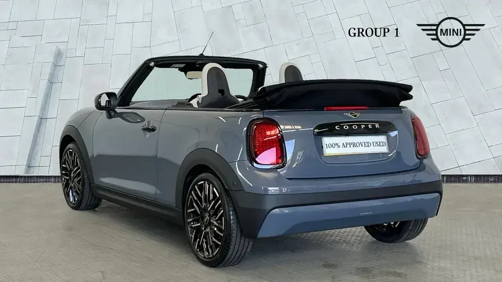 Używany Mini Cooper 118 kW (161 KM) 2025 Szary Hatchback