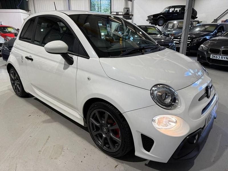 Used Abarth 595 145 HP (106 kW) 2016 White Hatchback