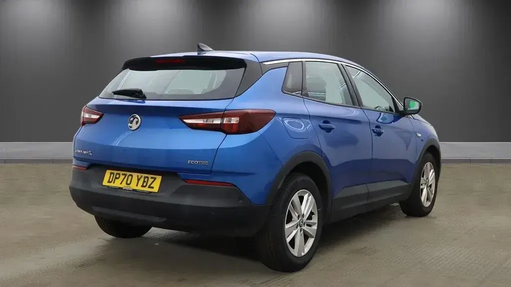 Used Vauxhall Grandland X Business Edition 130 HP (95 kW) 2020 Blue SUV