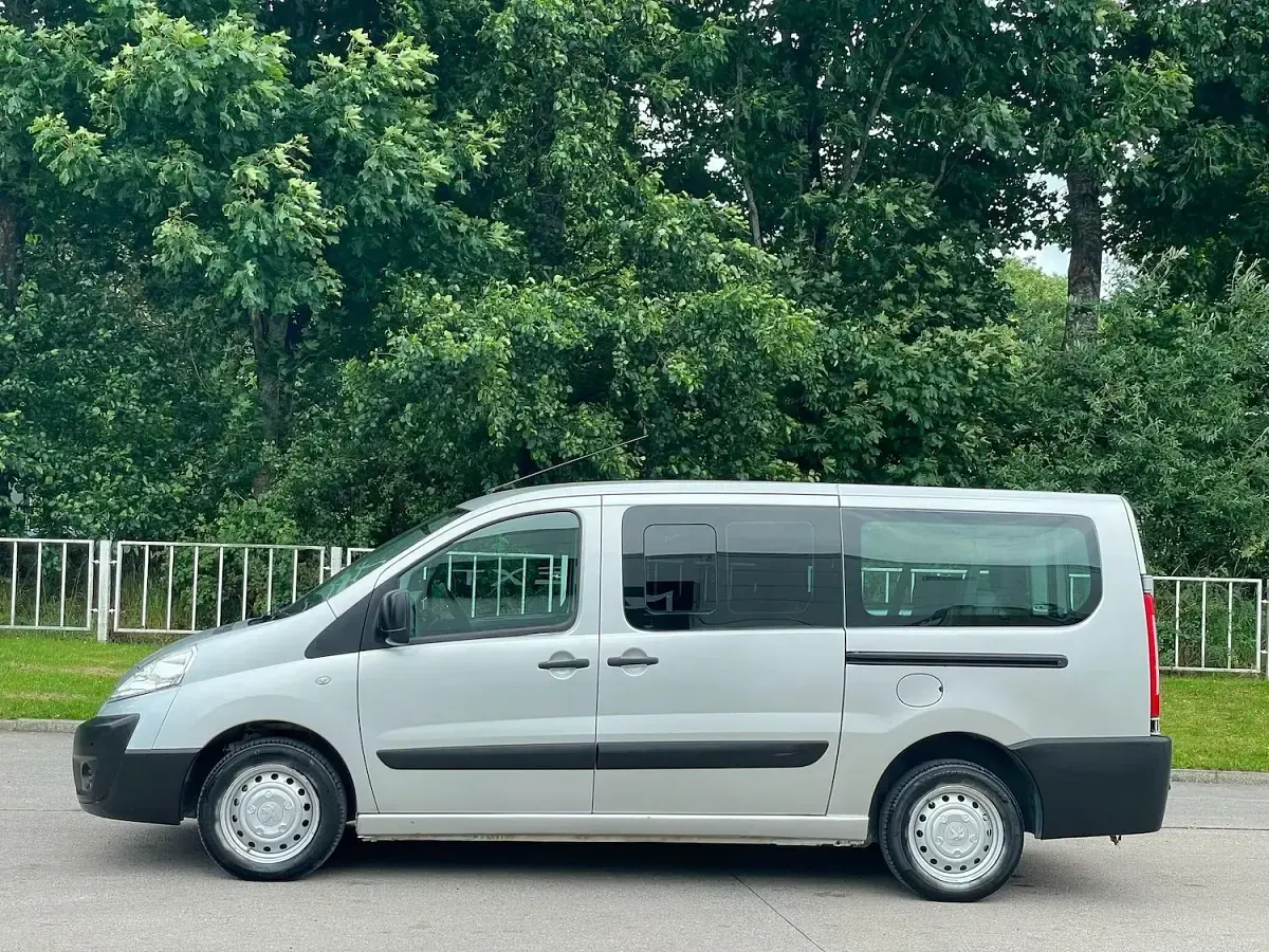 Used Peugeot TePee Comfort 2014 Silver MPV