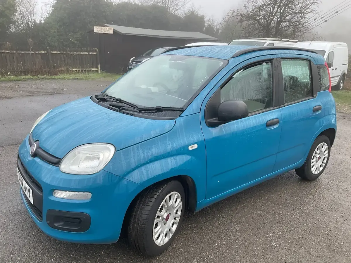 Used Fiat Panda Easy 85 HP (62 kW) 2012 Turquoise Hatchback