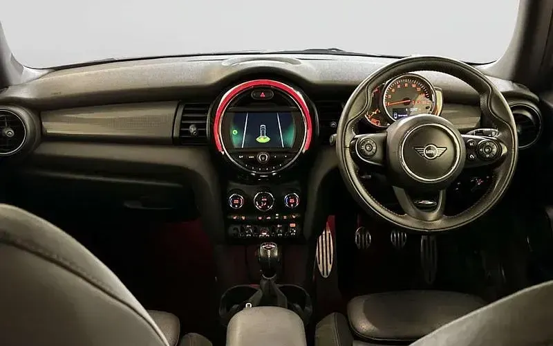 Usado Mini Cooper Hatch 136 CV (100 kW) 2021 Utilitario