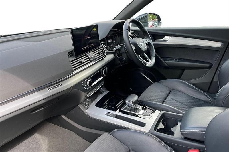 Used Audi Q5 S-Line 299 HP (219 kW) 2022 Mythos black SUV