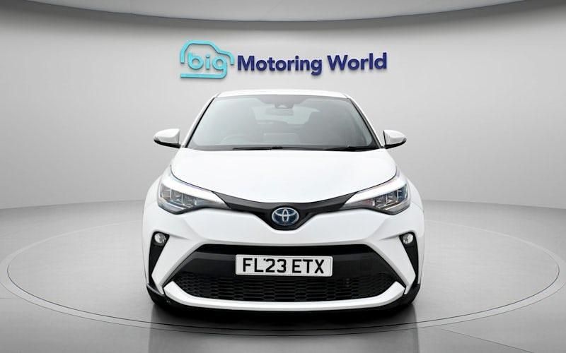 Used Toyota C-HR 122 HP (89 kW) 2023 SUV